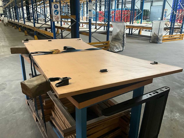 Konig + neurath metra bureel/bureautafel - afbeelding 5 van  8