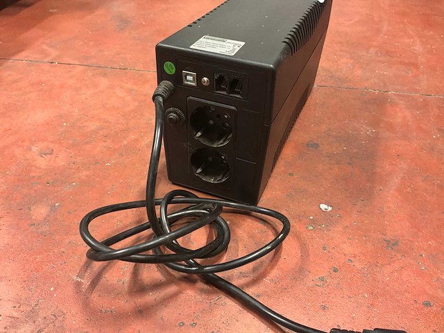 König ups cmp-ups650val 650va/360w - afbeelding 1 van  3