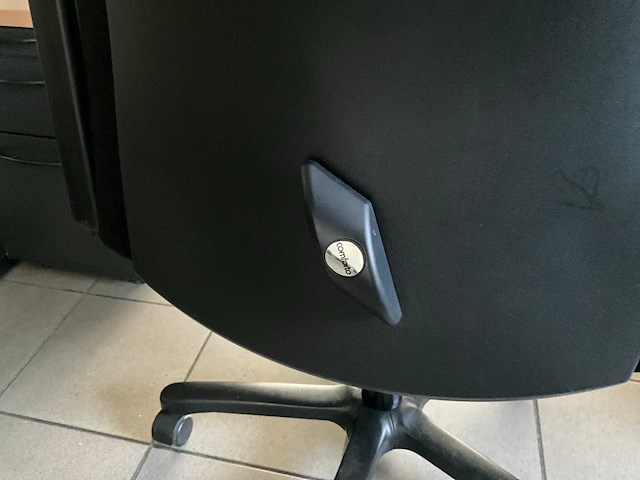 Konig+neurath bureau en toebehoren - afbeelding 13 van  25