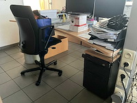 Konig+neurath bureau en toebehoren - afbeelding 5 van  9