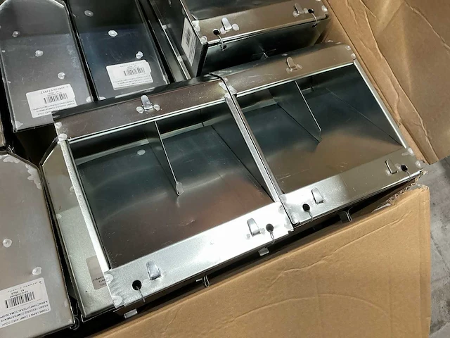 Konijnen dubbele voederautomaat (30x) - afbeelding 2 van  3