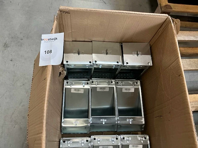 Konijnen voederautomaat (20x) - afbeelding 5 van  5