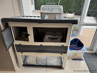 Konijnenkot pvc met toebehoren - afbeelding 1 van  1