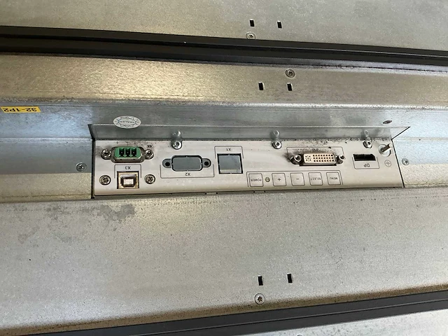 Kontron flatview monitoren (15x) - afbeelding 9 van  12