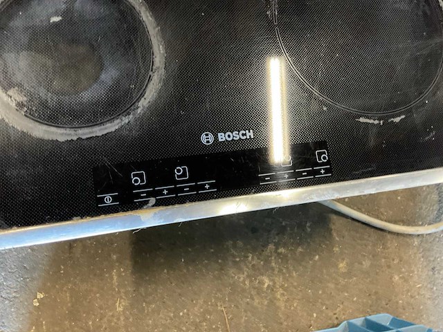 Kookplaaten en friteuse (3x) - afbeelding 6 van  11