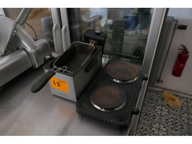 Kookplaatje + frieteuse - afbeelding 1 van  3