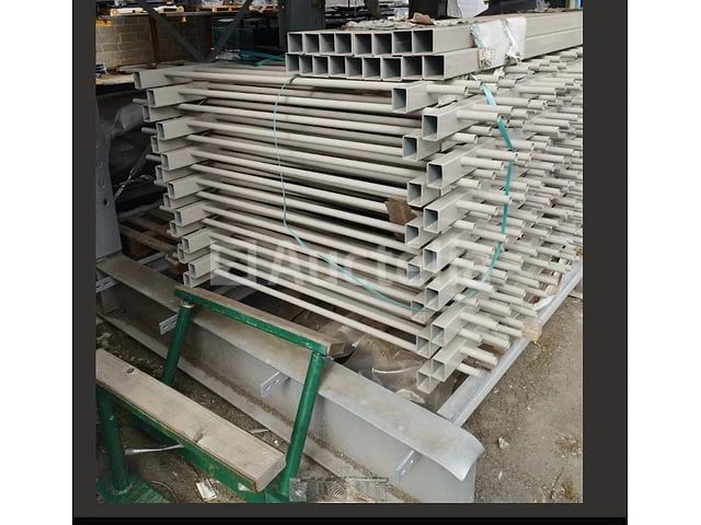 Kopal stuurkit met stakes 42m de 1m50 ral 7030 - afbeelding 3 van  4