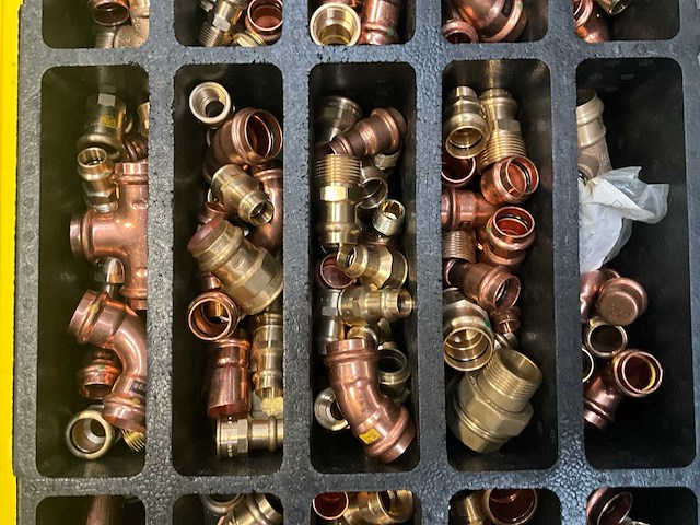 Koper en messing koppelstukken - afbeelding 5 van  7