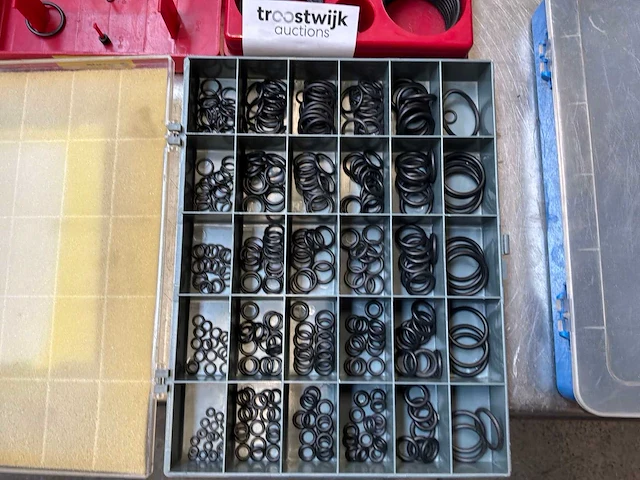Koper en rubberen afdichtingen, splitpennen - afbeelding 8 van  8