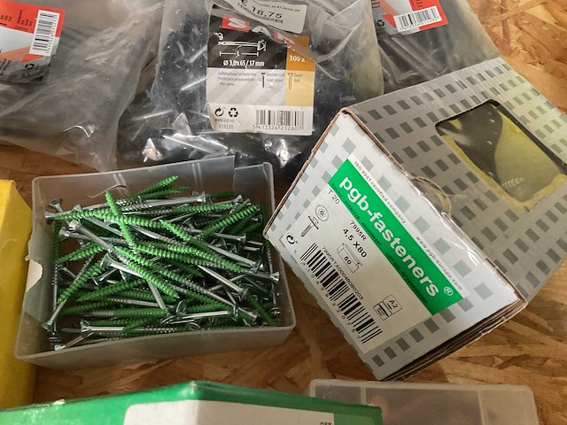 Koperen nagels schroeven - afbeelding 9 van  12