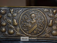 Koperen paraplubak met gehamerd relief - afbeelding 3 van  4