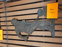 Koperen sculptuur van smid - afbeelding 1 van  2