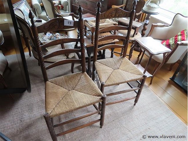 Koppel antieke stoelen - afbeelding 1 van  3