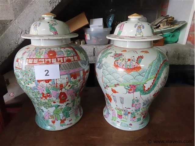 Koppel chinese dekselvazen - afbeelding 1 van  4