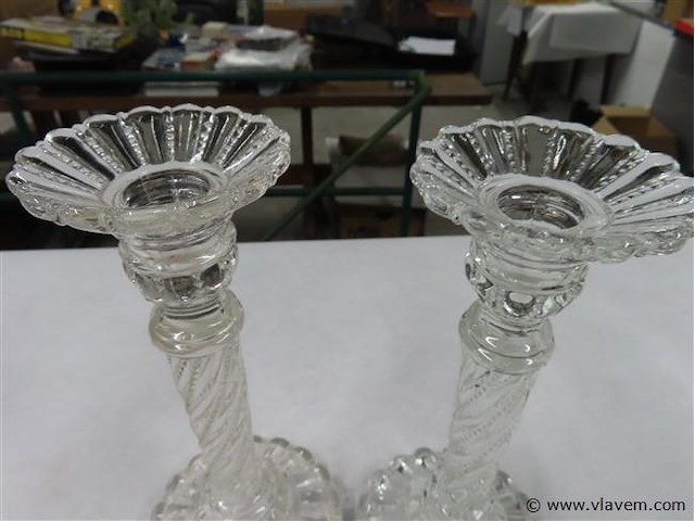 Koppel glazen kandelaars - afbeelding 2 van  3