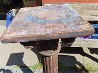 Koppel houten pilaren - afbeelding 6 van  8