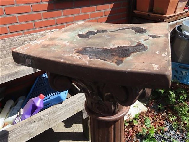 Koppel houten pilaren - afbeelding 7 van  8
