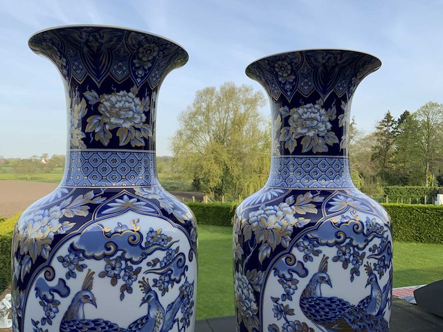 Koppel kaiser porselein met echt kobalt h67cm - afbeelding 4 van  5