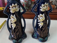 Koppel keramieken art-nouveau vazen - afbeelding 1 van  4