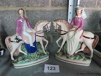 Koppel staffordshire beelden - afbeelding 1 van  4