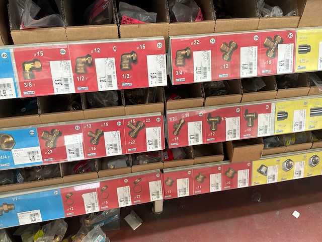 Koppelingen en leidingen - afbeelding 18 van  47