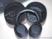 Koptelefoon, sony, wh-1000xm3, met hardcase en kabels, werking niet gekend - afbeelding 2 van  2