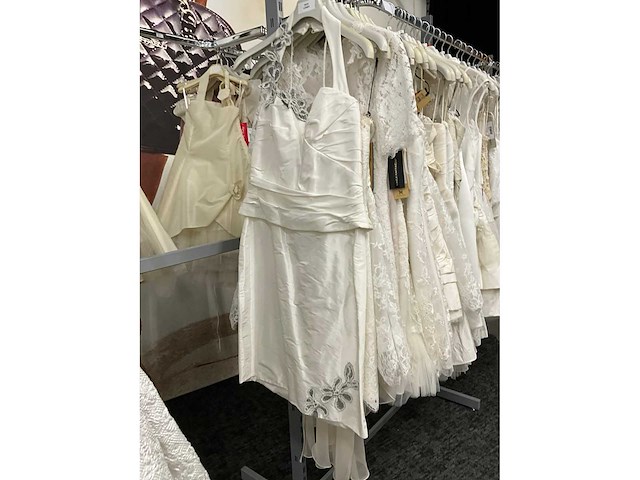 Korte damesjurken (75x) - afbeelding 16 van  72