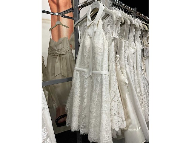 Korte damesjurken (75x) - afbeelding 38 van  72