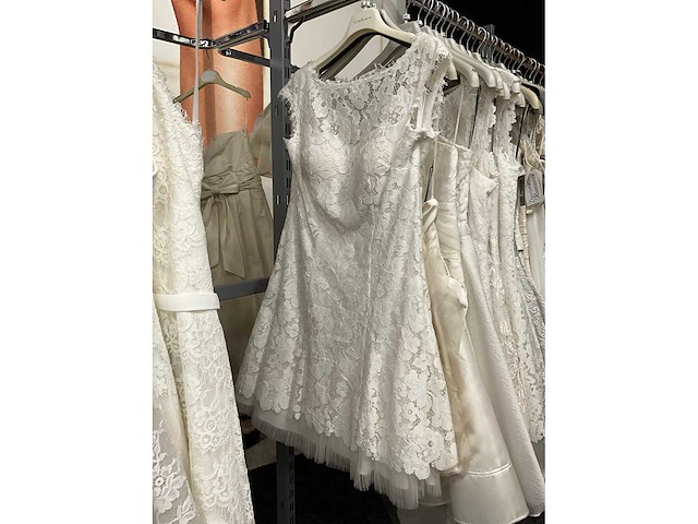 Korte damesjurken (75x) - afbeelding 39 van  72