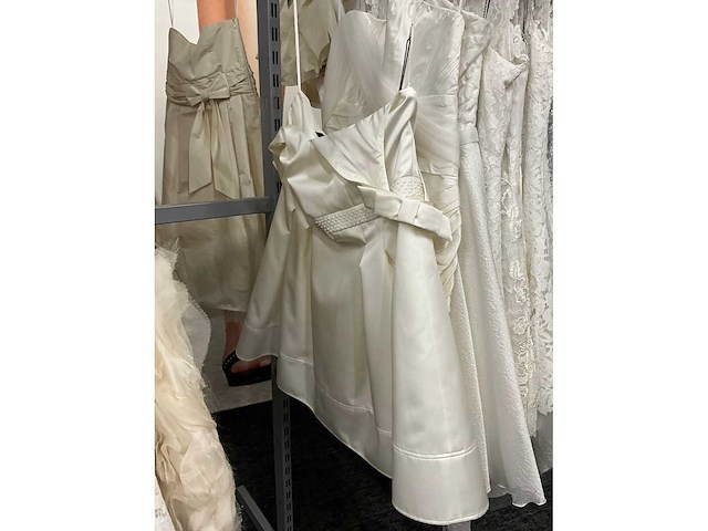 Korte damesjurken (75x) - afbeelding 40 van  72