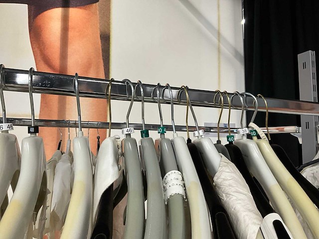 Korte damesjurken (75x) - afbeelding 54 van  72