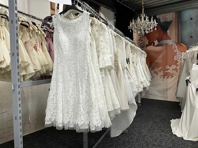 Korte damesjurken (75x) - afbeelding 66 van  72