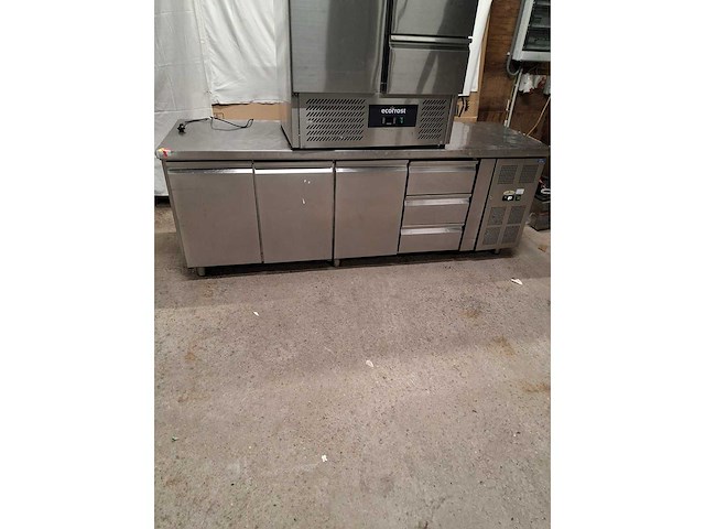 Kovu - - koelwerkbank - afbeelding 1 van  3