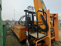 Kraan met container - afbeelding 2 van  16