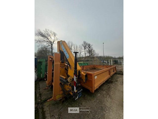 Kraan met container - afbeelding 9 van  16