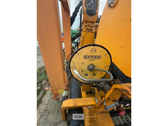 Kraan met container - afbeelding 10 van  16