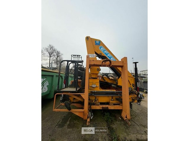 Kraan met container - afbeelding 16 van  16