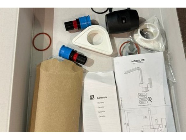 Kraan nobili - afbeelding 3 van  3