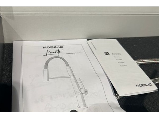 Kraan nobili - afbeelding 2 van  3