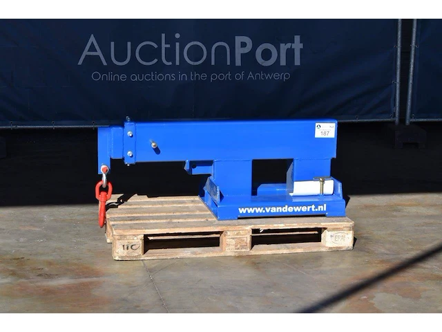 Kraanarm hijsjib 4750kg 2024 nieuw - afbeelding 1 van  1