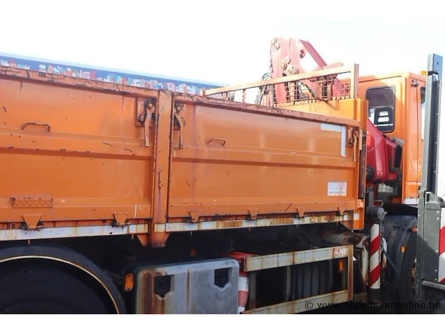 Kraanwagen iveco 190el, datum 1ste inschr 17/8/2011, chassis nr zcfa1vj0402581184, diesel, euro 5, ttm 19000kg, vv kraan hmf rcl 5300 (defect), km-stand laatste keuring 87856, schade rondom - afbeelding 17 van  17