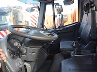 Kraanwagen iveco 190el, datum 1ste inschr 4/12/2014, chassis nr zcfa61vj202629525, diesel, euro vi, ttm 19000kg, vv kraan hmf rcl 5300 en graafbak, km-stand laatste keuring 95562, schade rondom - afbeelding 9 van  25