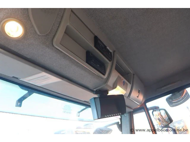 Kraanwagen iveco 190el, datum 1ste inschr 4/12/2014, chassis nr zcfa61vj202629525, diesel, euro vi, ttm 19000kg, vv kraan hmf rcl 5300 en graafbak, km-stand laatste keuring 95562, schade rondom - afbeelding 10 van  25