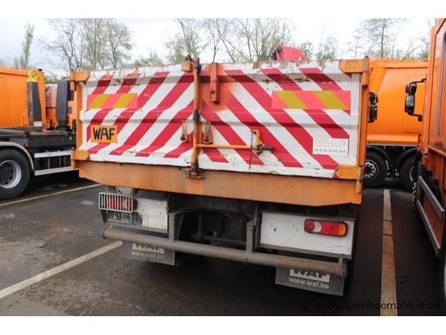 Kraanwagen iveco eurocargo ml130el25, datum 1ste inschrijving 6/2/2012, chassisnummer cfa1vj0402588177, km-stand laatste keuring 175.739, euro 5, vv kraan hmf 1035-k2 - afbeelding 4 van  9