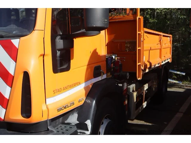 Kraanwagen iveco ml190el, datum 1ste inschr 23/08/2011, chassis nr zcfa1v0402581183, diesel, euro 5, km-stand laatste keuring 132657, vv kraan hmf rcl 5300 - afbeelding 9 van  16