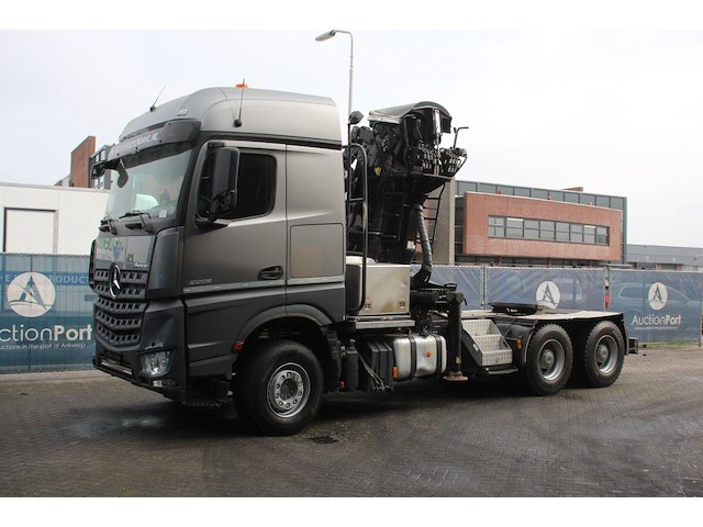 Kraanwagen mercedes-benz arocs 2858 diesel 580pk 2019 - afbeelding 1 van  1