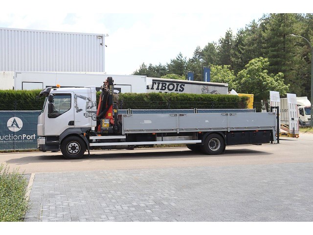 Kraanwagen volvo fl 240 diesel 2011 - afbeelding 1 van  1
