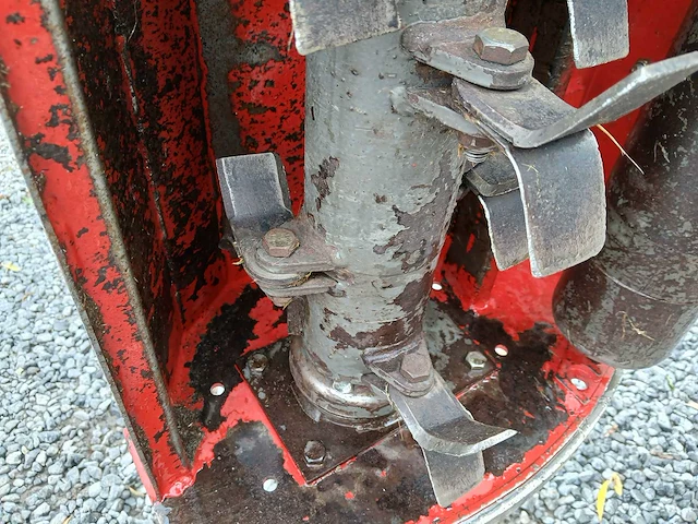 Kraffter 80 - hydraulische klepelmaaierbak - afbeelding 2 van  12