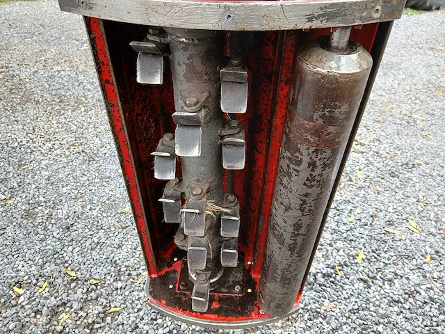 Kraffter 80 - hydraulische klepelmaaierbak - afbeelding 12 van  12