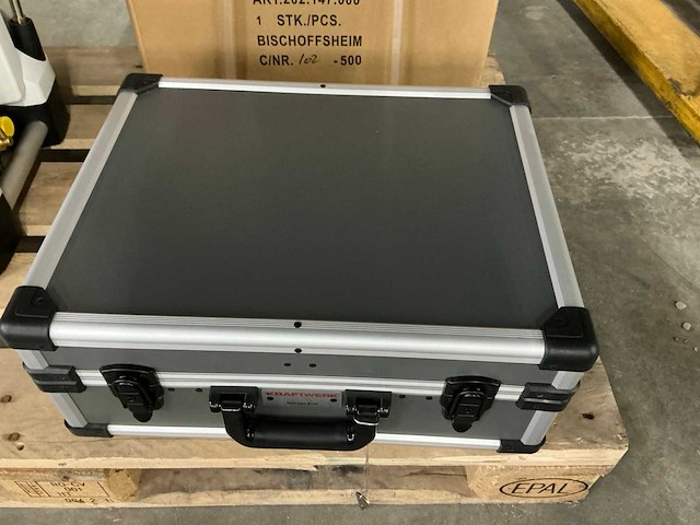 Kraftwerk gereedschapskoffer met inhoud - afbeelding 1 van  6